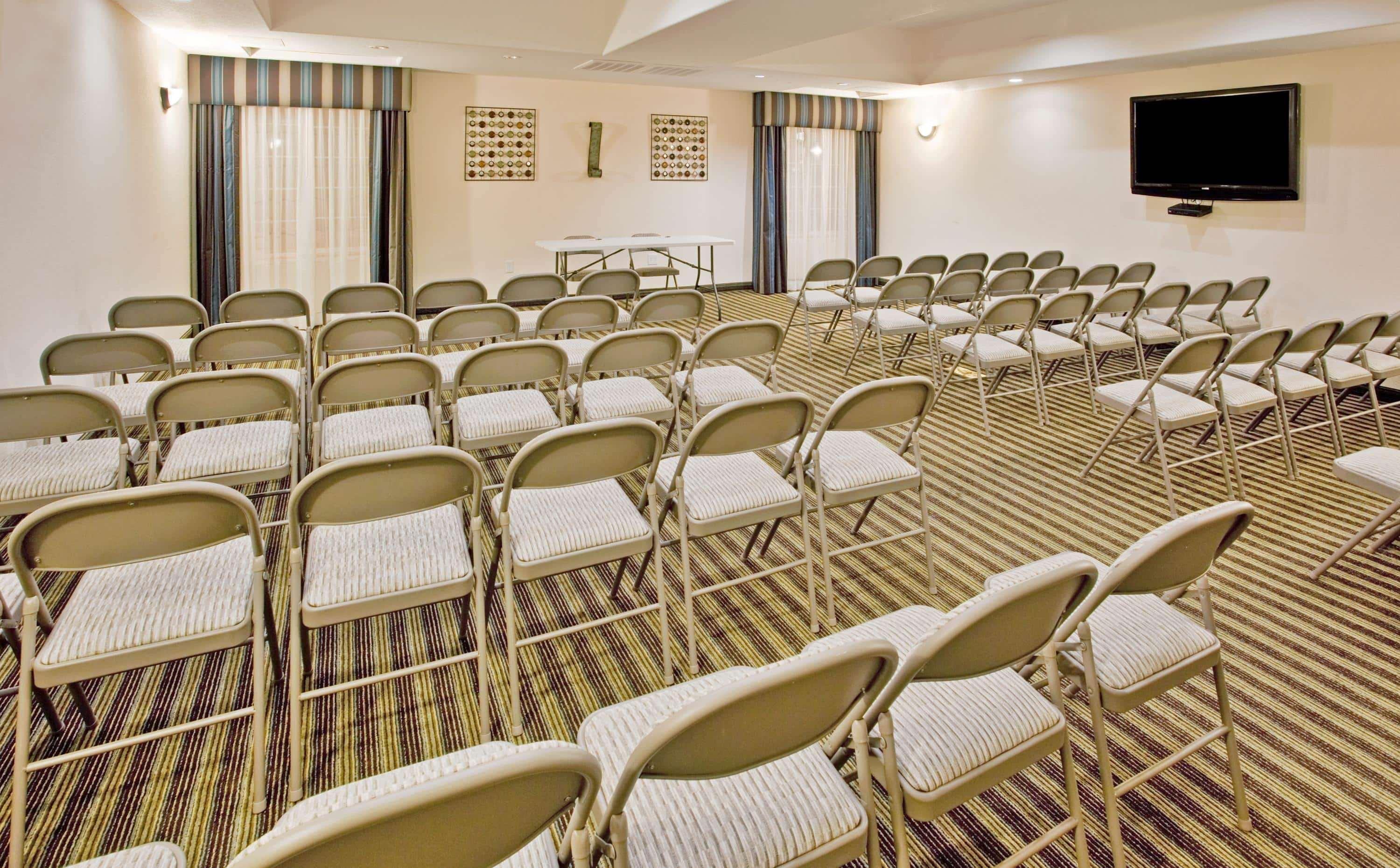 מלון La Quinta By Wyndham Fowler מראה חיצוני תמונה